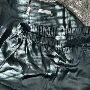 Ekouaer Black Satin Pajama Set